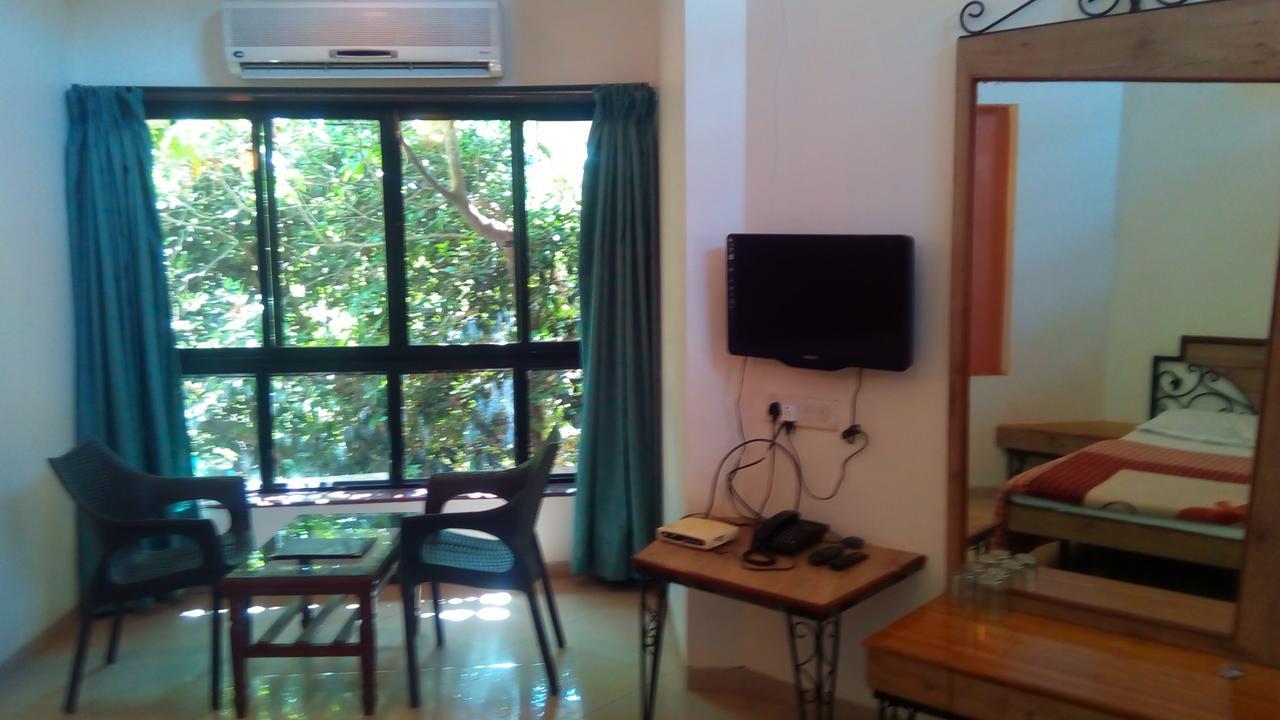 Hotel Tree Top Mahābaleshwar Екстериор снимка
