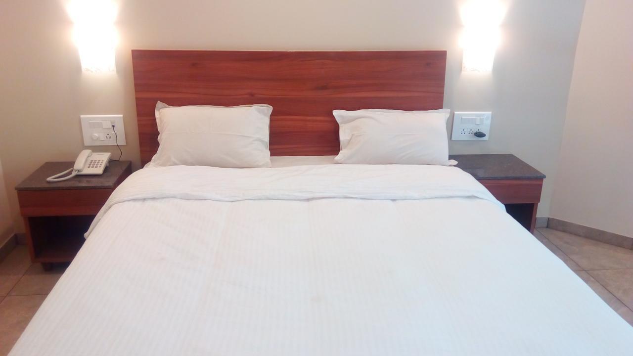 Hotel Tree Top Mahābaleshwar Екстериор снимка