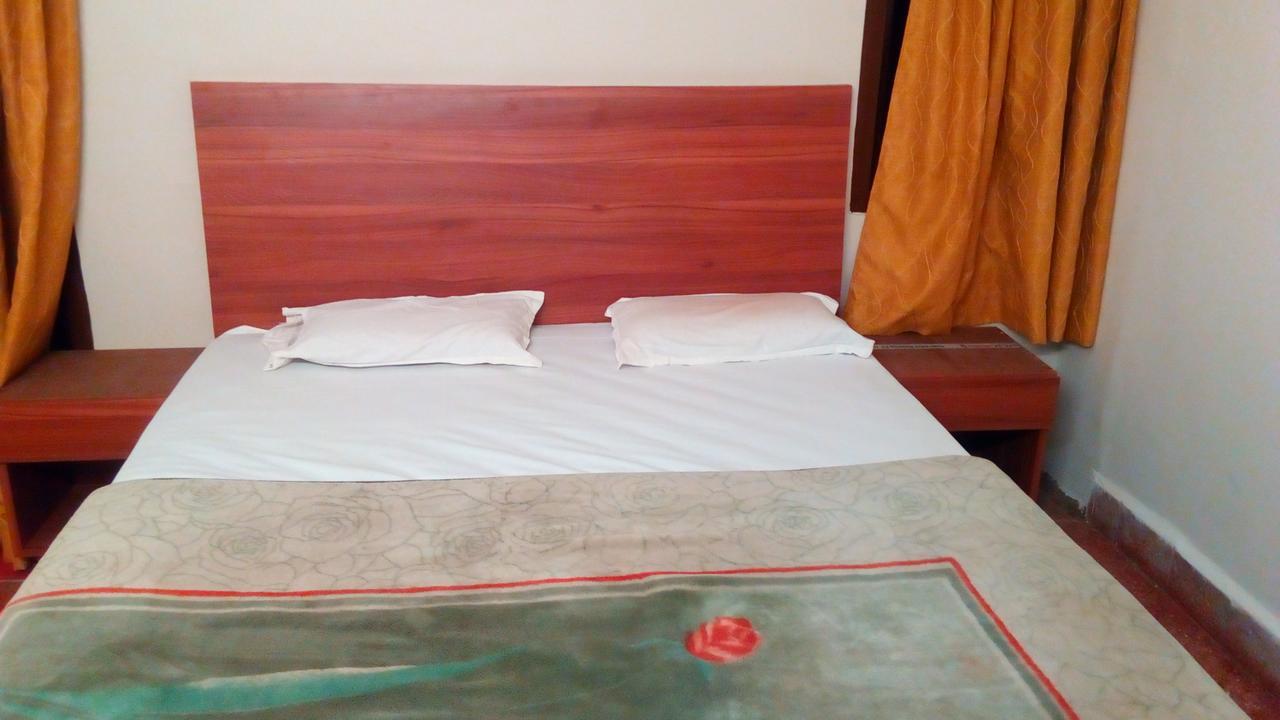 Hotel Tree Top Mahābaleshwar Екстериор снимка